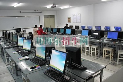 計算機應用技術學校精選指南與信息技術開發(fā)方向探究